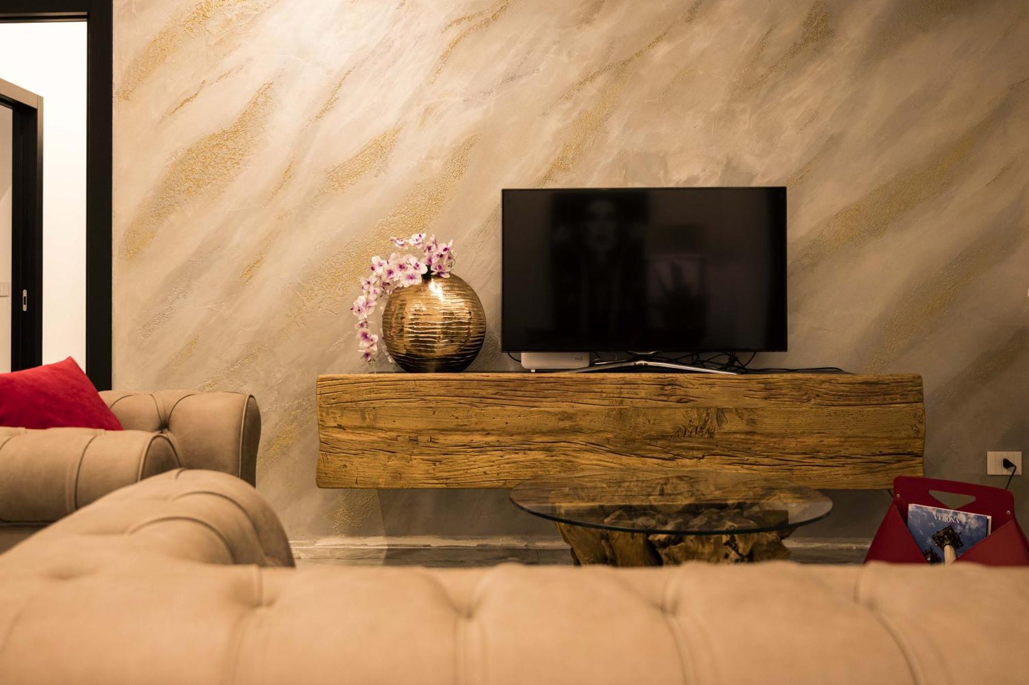 Panvinio 25 Apartment - Royal Welcome Verona Exterior photo